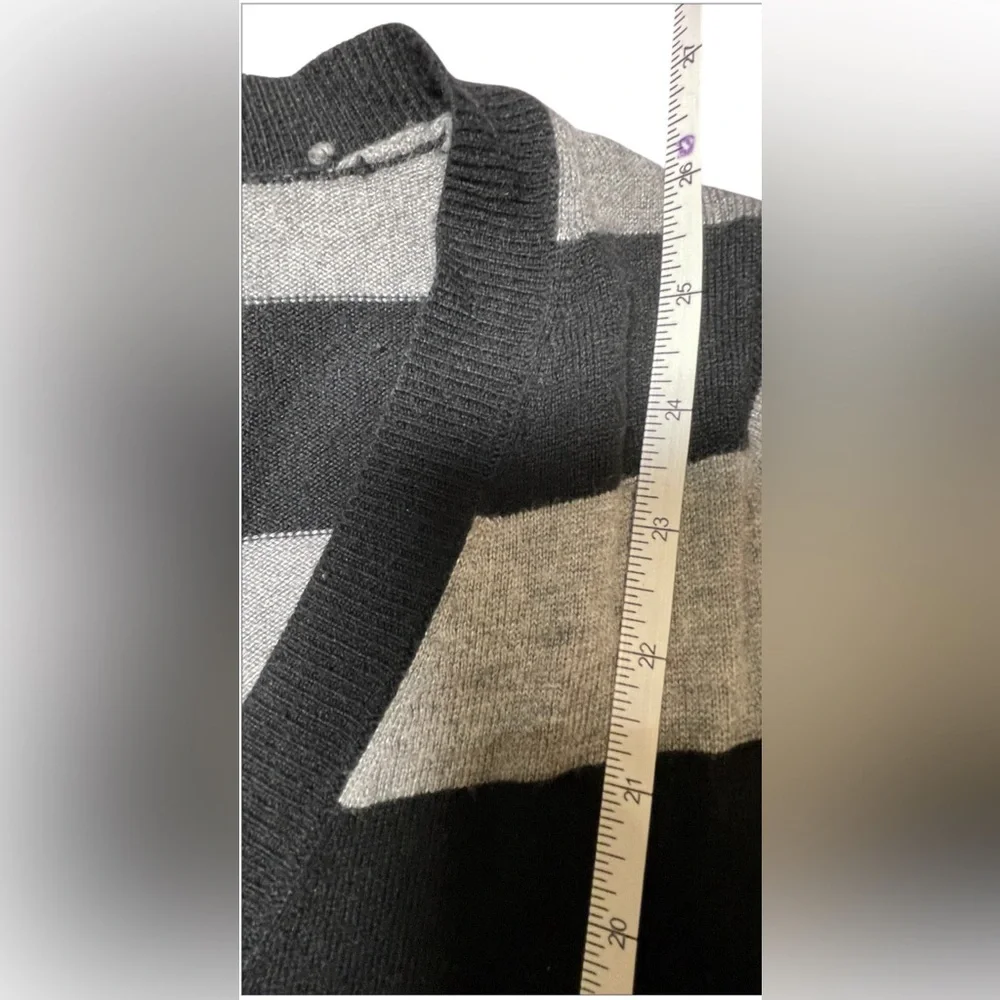 Mossimo Sweater Pullover - Picture 7 of 8